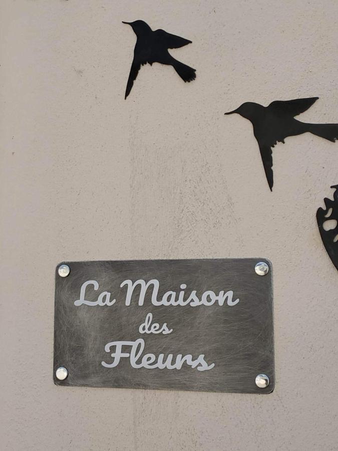 La Maison Des Fleurs Scrignac Esterno foto