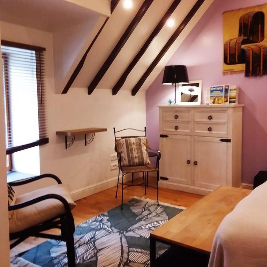 La Maison Des Fleurs Scrignac Esterno foto